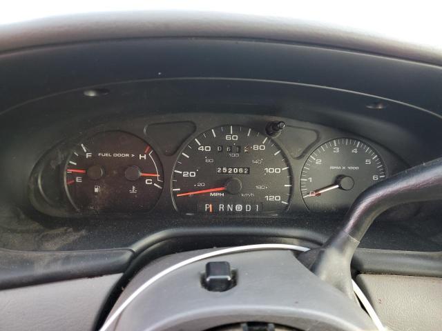 Photo 9 from auction – 2001 FORD TAURUS SES with VIN 1FAFP55211A245999