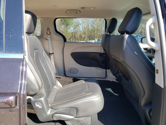 Photo 11 from auction – 2017 CHRYSLER PACIFICA T with VIN 2C4RC1BG6HR542428