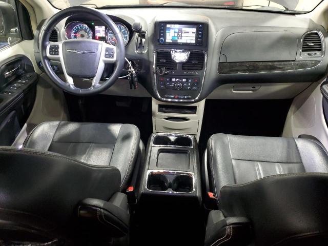 Photo 8 from auction – 2016 CHRYSLER TOWN & COU with VIN 2C4RC1BG8GR267546