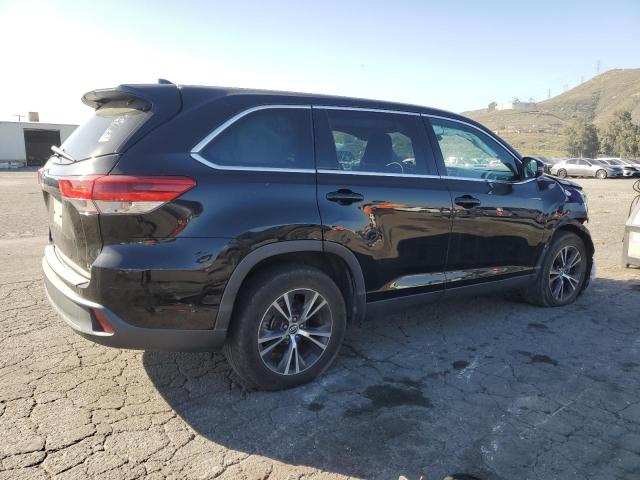 Photo 3 from auction – 2019 TOYOTA HIGHLANDER with VIN 5TDZZRFH7KS344066