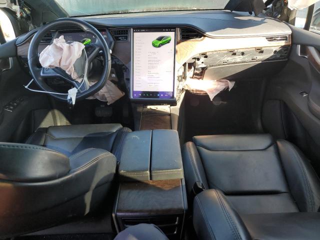 Photo 8 from auction – 2018 TESLA MODEL X with VIN 5YJXCAE23JF141377