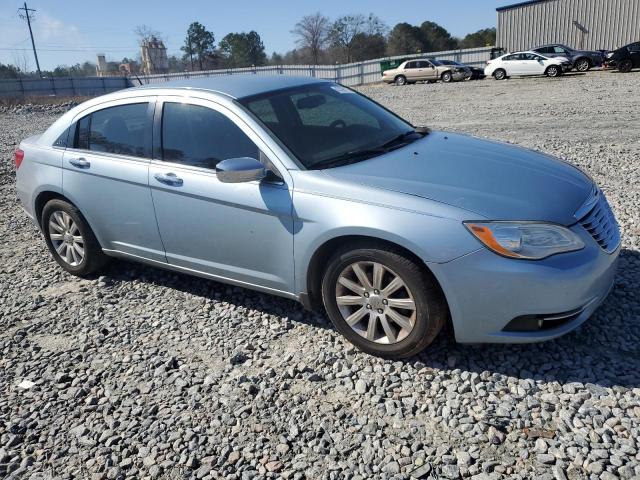 Photo 4 from auction – 2013 CHRYSLER 200 LIMITE with VIN 1C3CCBCG2DN508184