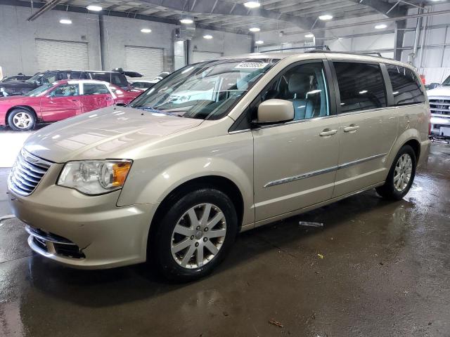Photo 1 from auction – 2015 CHRYSLER TOWN & COU with VIN 2C4RC1BG8FR526552