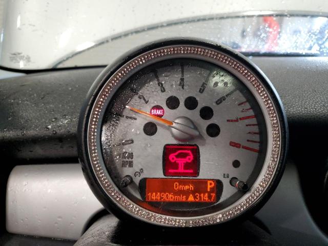 Photo 9 from auction – 2010 MINI COOPER with VIN WMWMF3C52ATZ64752