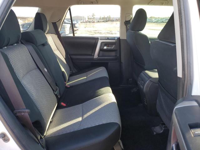 Photo 11 from auction – 2019 TOYOTA 4RUNNER SR with VIN JTEZU5JR4K5201570