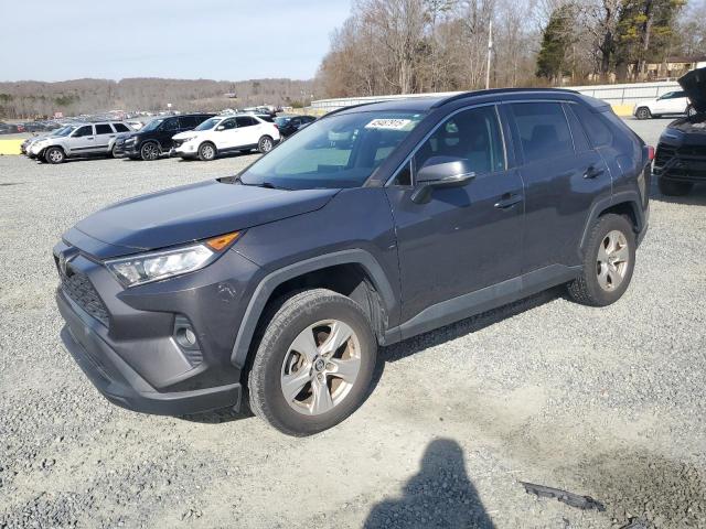 TOYOTA RAV4 XLE 2019 with VIN 2T3W1RFV8KW001815 - Photo from auction