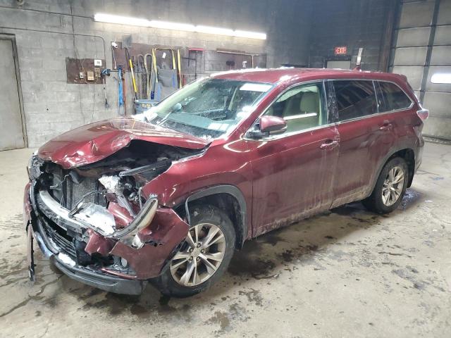 TOYOTA HIGHLANDER 2015 with VIN 5TDBKRFH5FS174303 - Photo from auction
