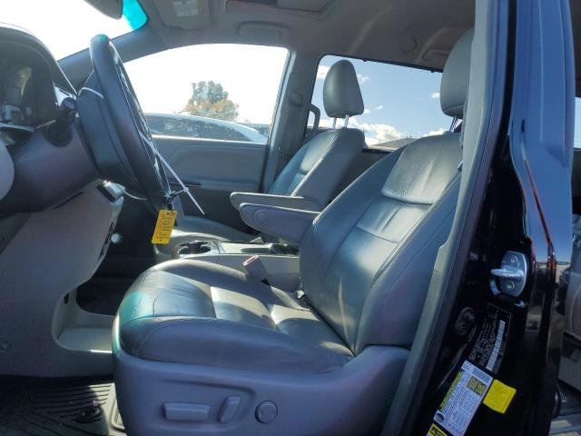 Photo 7 from auction – 2016 TOYOTA SIENNA XLE with VIN 5TDYK3DC2GS746458