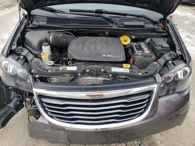 Photo 12 from auction – 2016 CHRYSLER TOWN & COU with VIN 2C4RC1HG1GR158420
