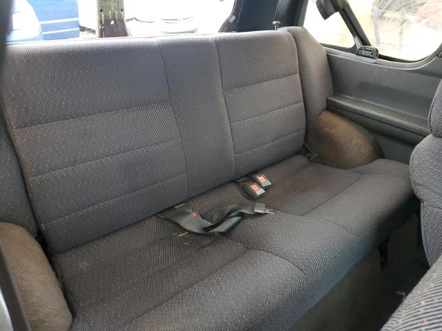 Photo 10 from auction – 2000 KIA SPORTAGE with VIN KNDJB6235Y5673213