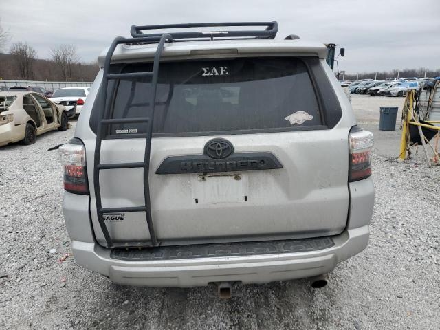 Photo 6 from auction – 2019 TOYOTA 4RUNNER SR with VIN JTEBU5JR1K5675073