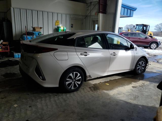 Photo 3 from auction – 2018 TOYOTA PRIUS PRIM with VIN JTDKARFP5J3069944