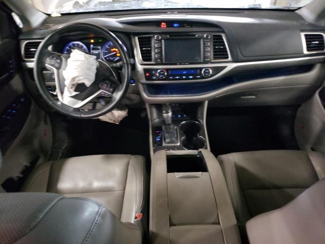 Photo 8 from auction – 2018 TOYOTA HIGHLANDER with VIN 5TDDZRFH6JS833552