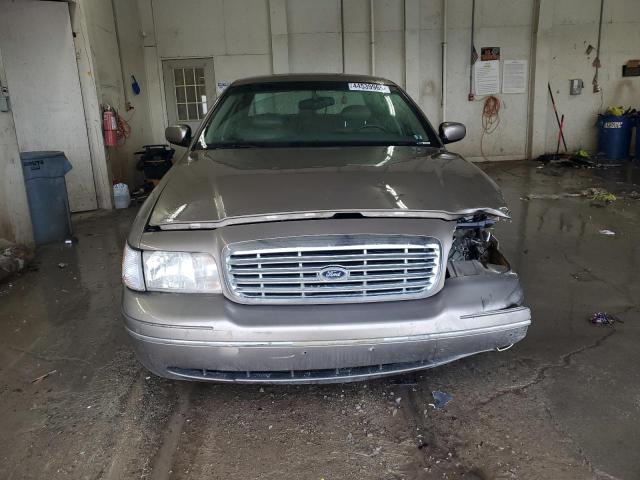 Photo 5 from auction – 2001 FORD CROWN VICT with VIN 2FAFP74W51X127929
