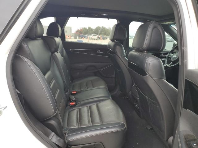 Photo 11 from auction – 2016 KIA SORENTO SX with VIN 5XYPKDA11GG119185