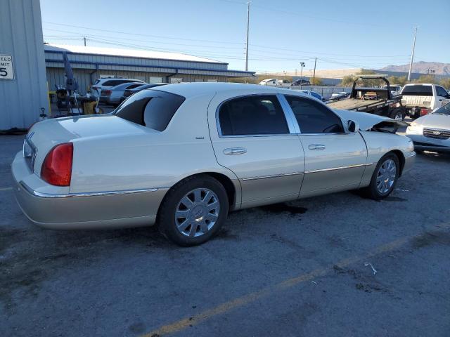 Photo 3 from auction – 2004 LINCOLN TOWN CAR U with VIN 1LNHM83W64Y665171