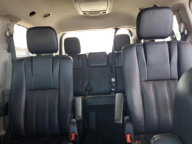 Photo 10 from auction – 2015 CHRYSLER TOWN & COU with VIN 2C4RC1CG8FR506350