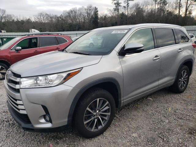 TOYOTA HIGHLANDER 2017 with VIN 5TDKZRFH0HS507926 - Photo from auction