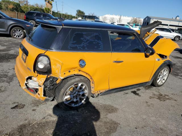 Photo 3 from auction – 2015 MINI COOPER S with VIN WMWXP7C5XF2A37807
