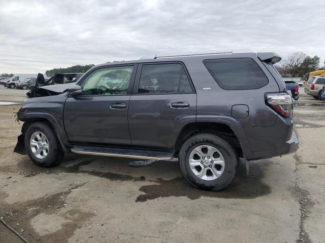 Photo 2 from auction – 2018 TOYOTA 4RUNNER SR with VIN JTEZU5JR1J5185360
