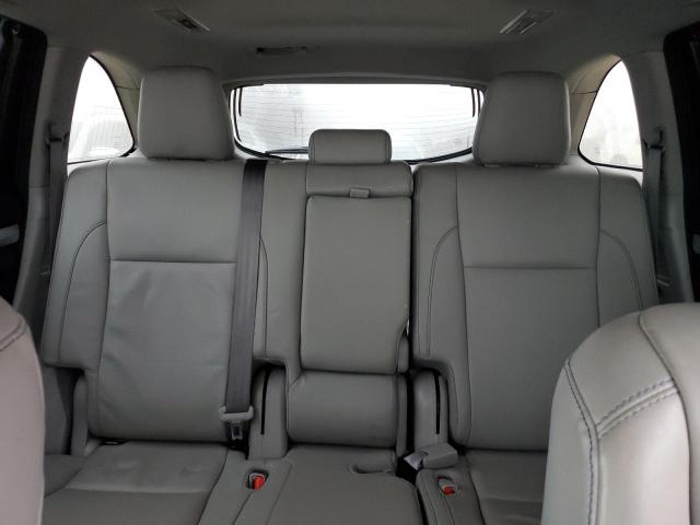 Photo 10 from auction – 2018 TOYOTA HIGHLANDER with VIN 5TDJZRFH4JS851776