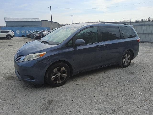 TOYOTA SIENNA LE 2016 with VIN 5TDKK3DC3GS750167 - Photo from auction
