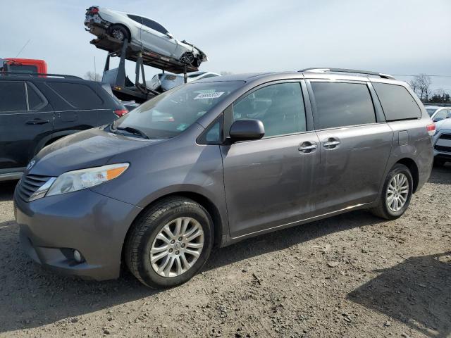Photo 1 from auction – 2014 TOYOTA SIENNA XLE with VIN 5TDYK3DC2ES520045