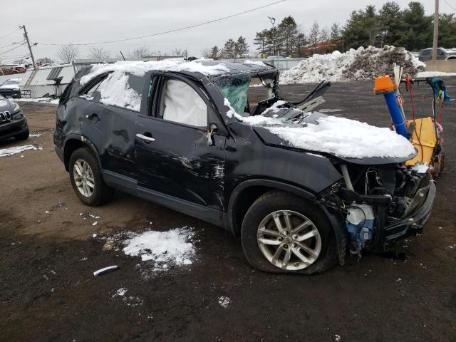 Photo 4 from auction – 2015 KIA SORENTO LX with VIN 5XYKT4A67FG640834