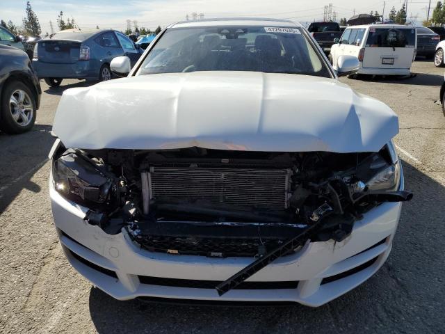 Снимка 5 от търг – 2019 JAGUAR XE с VIN SAJAR4FX4KCP49862