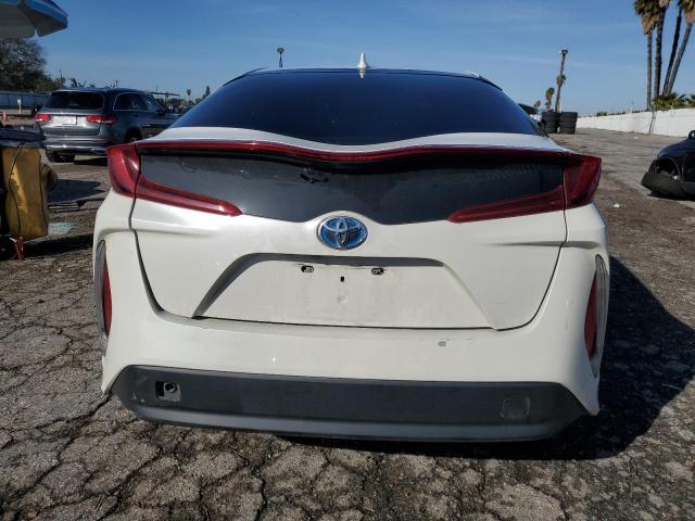 Photo 6 from auction – 2017 TOYOTA PRIUS PRIM with VIN JTDKARFP0H3001576