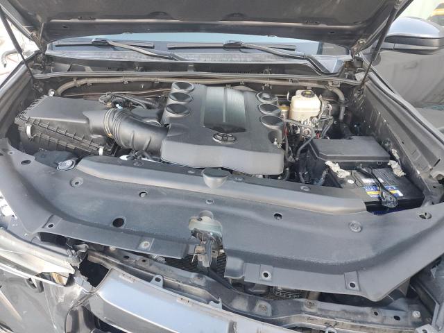 Photo 12 from auction – 2017 TOYOTA 4RUNNER SR with VIN JTEBU5JR4H5435931
