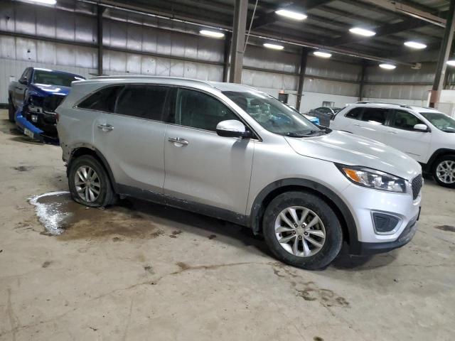 Photo 4 from auction – 2016 KIA SORENTO LX with VIN 5XYPG4A35GG020937