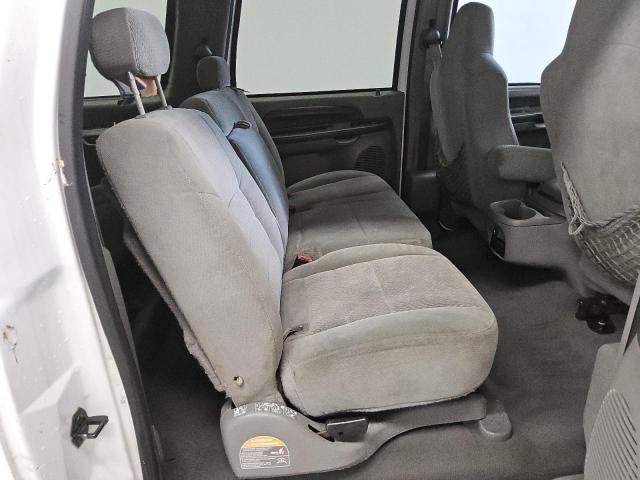 Photo 11 from auction – 2004 FORD EXCURSION with VIN 1FMNU40L44EA00826