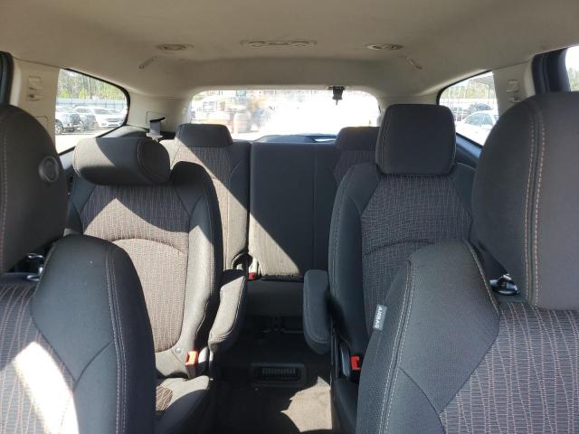 Photo 10 from auction – 2017 CHEVROLET TRAVERSE L with VIN 1GNKRHKD7HJ204790