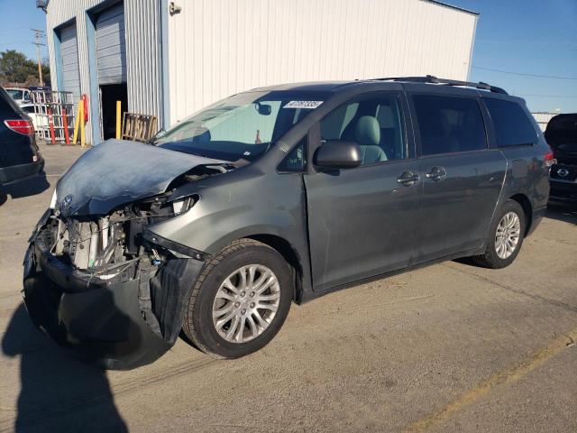 Photo 1 from auction – 2012 TOYOTA SIENNA XLE with VIN 5TDYK3DC3CS247369