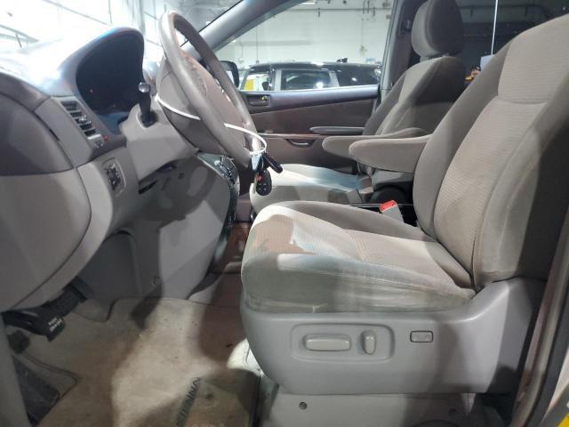 Photo 7 from auction – 2010 TOYOTA SIENNA CE with VIN 5TDKK4CC1AS307417