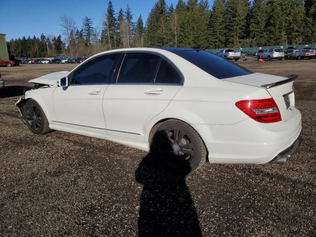 Photo 2 from auction – 2012 MERCEDES-BENZ C 300 4MAT with VIN WDDGF8BB8CA729930