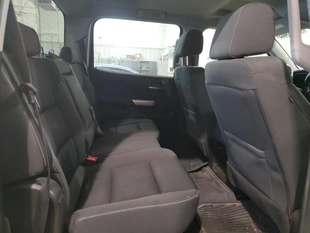 Photo 10 from auction – 2018 CHEVROLET SILVERADO with VIN 1GCUKREC8JF200108