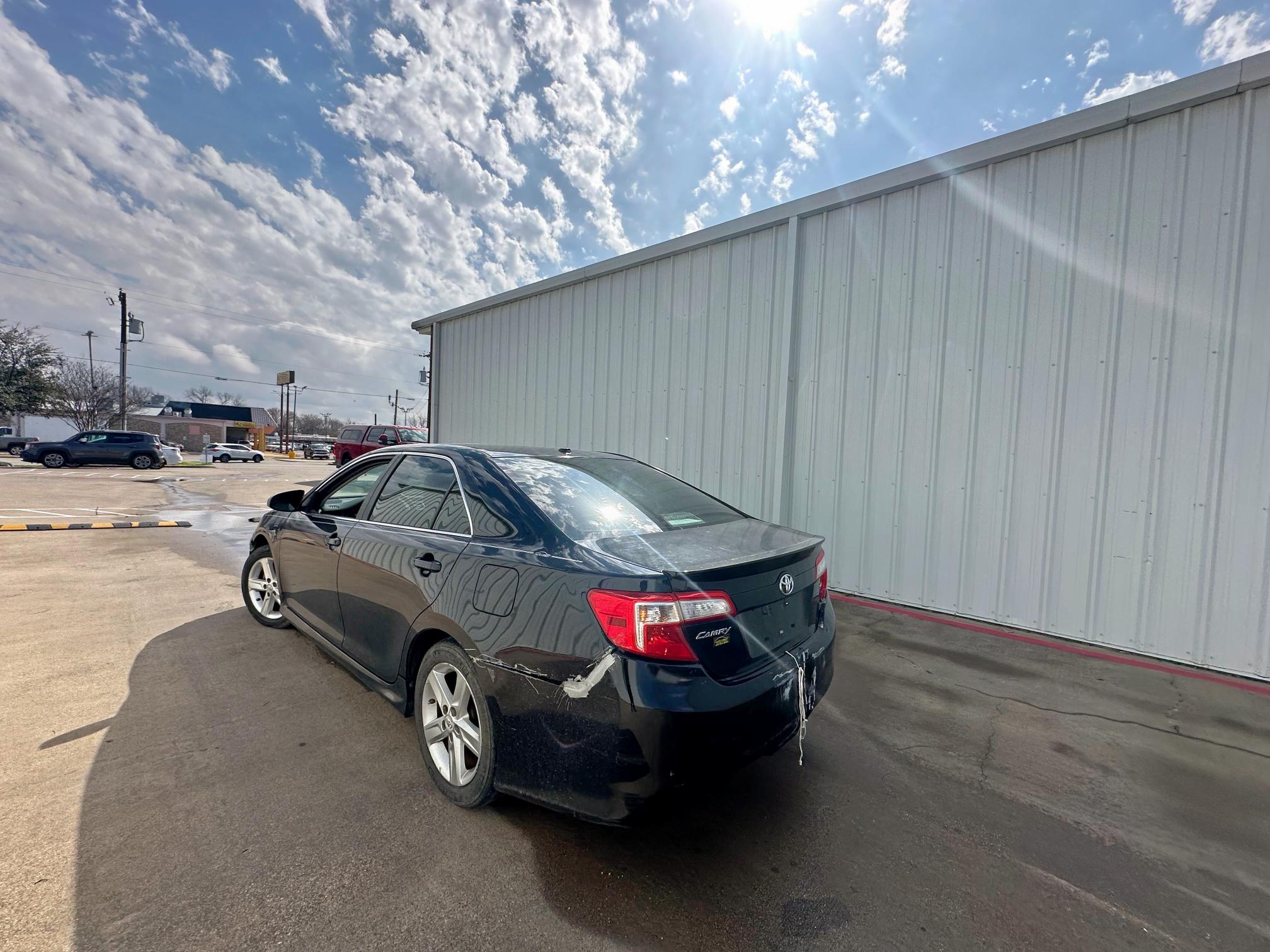 Photo 3 from auction – 2012 TOYOTA CAMRY BASE with VIN 4T1BF1FK7CU087006