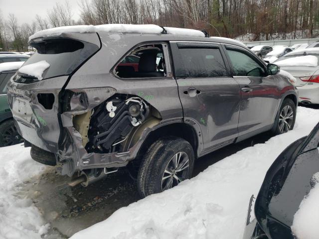 Photo 3 from auction – 2019 TOYOTA HIGHLANDER with VIN 5TDBZRFH6KS942943