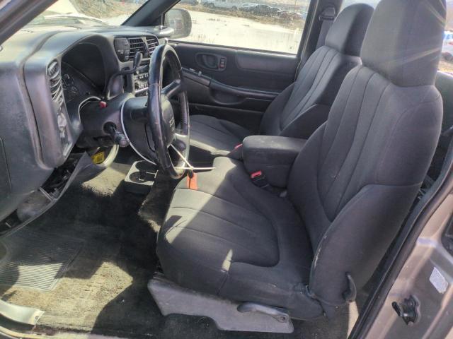 Photo 7 from auction – 2003 GMC SONOMA with VIN 1GTDT19X838102330