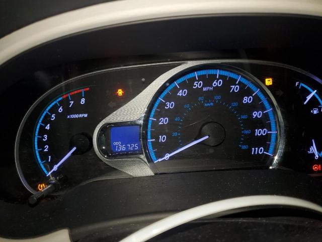 Photo 9 from auction – 2014 TOYOTA SIENNA XLE with VIN 5TDYK3DC8ES468100