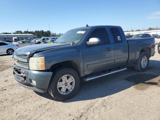CHEVROLET SILVERADO 2013 with VIN 1GCRKTE71DZ102837 - Photo from auction