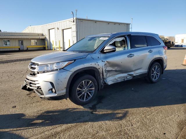 TOYOTA HIGHLANDER 2019 with VIN 5TDJZRFH4KS709266 - Photo from auction