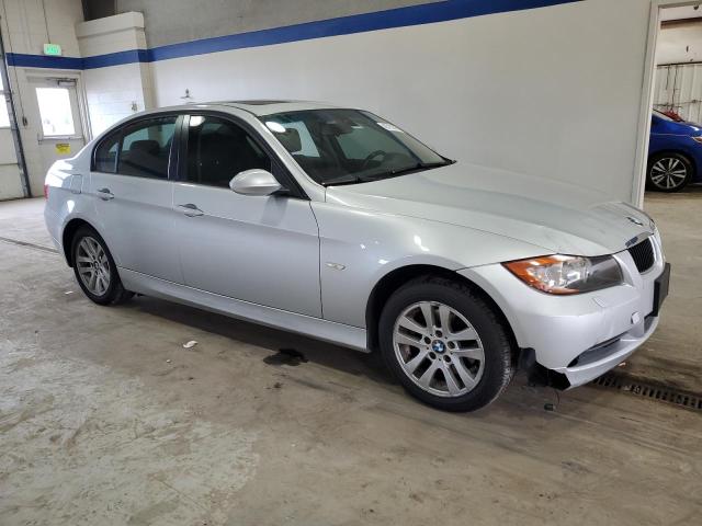 Photo 4 from auction – 2007 BMW 328 I with VIN WBAVA33517PG39713