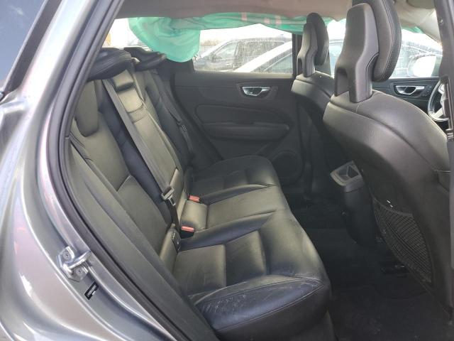 Photo 10 from auction – 2018 VOLVO XC60 T5 with VIN LYV102RK0JB088167