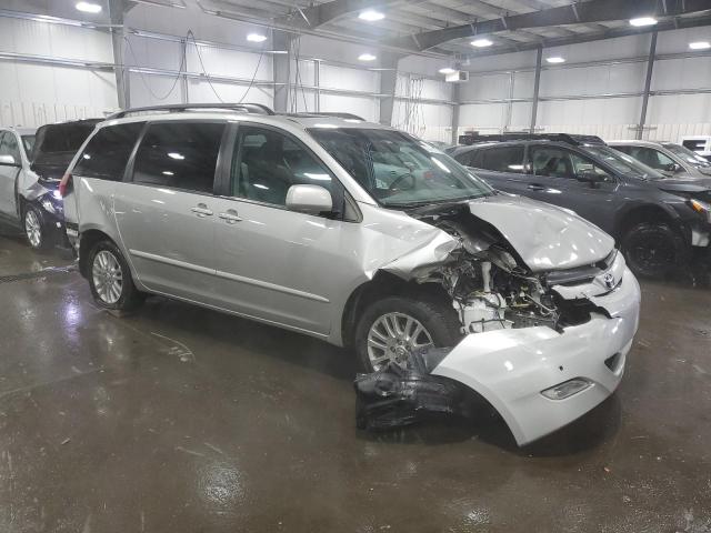Photo 4 from auction – 2010 TOYOTA SIENNA XLE with VIN 5TDYK4CC4AS320950