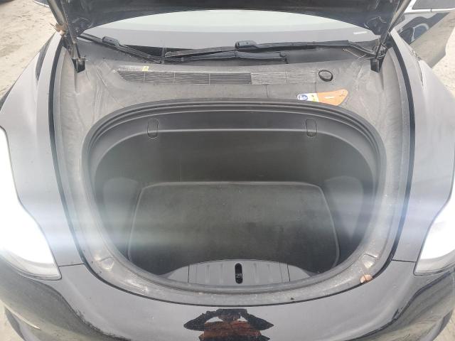 Photo 11 from auction – 2018 TESLA MODEL 3 with VIN 5YJ3E1EA5JF008393