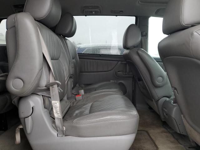 Photo 11 from auction – 2010 TOYOTA SIENNA XLE with VIN 5TDYK4CC7AS335538