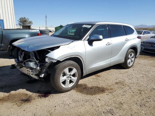 TOYOTA HIGHLANDER 2022 with VIN 5TDCZRAH9NS544643 - Photo from auction